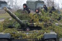 روسيا تصف الوضع على حدود أوكرانيا بالخطير جداً