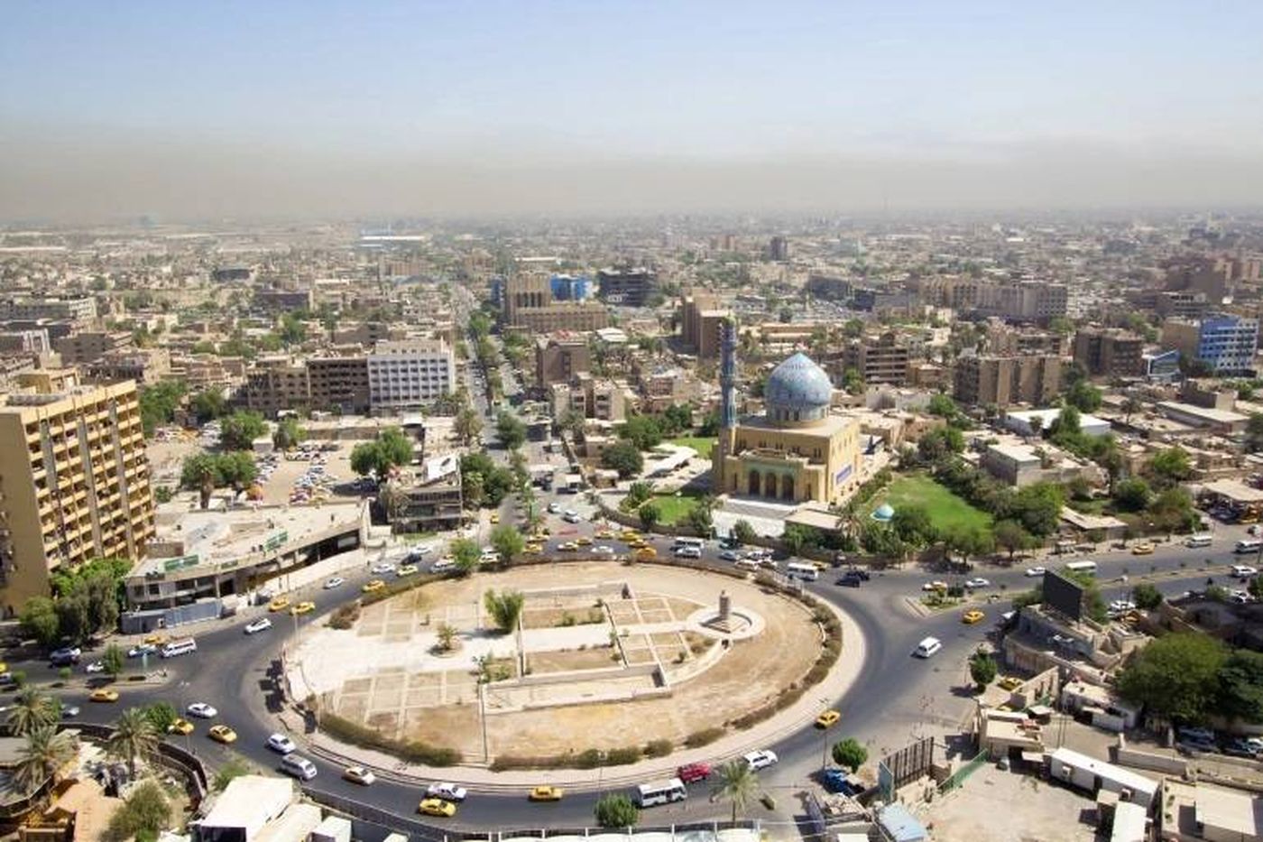 بسبب خلافات عائلية.. عراقية تقتل زوجها نحراً أثناء نومه