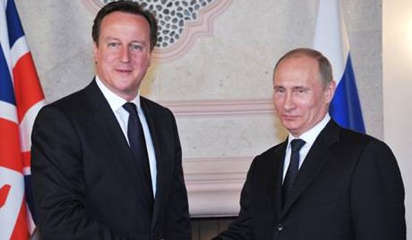 وكالة انترفاكس: بوتين أكد لكاميرون أهمية الاعتماد على نتائج التحقيق الرسمي بشأن أسباب سقوط الطائرة الروسية