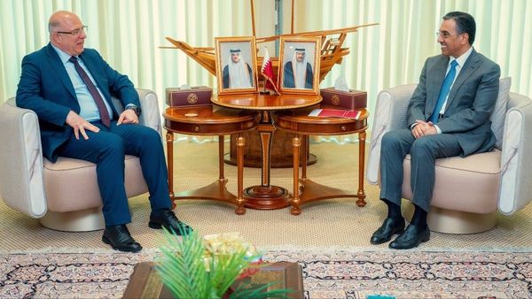 وزير العمل يواصل لقاءاته في جنيف