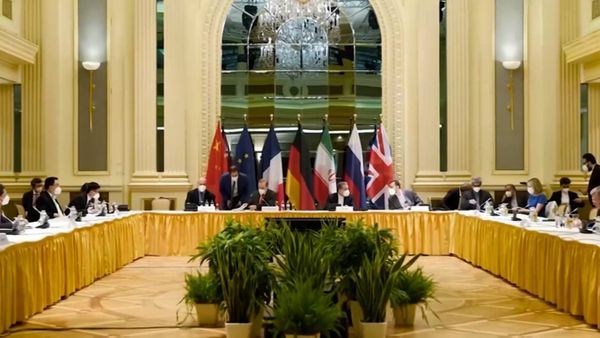 لافروف: تقدم كبير في "فيينا" لاستعادة "الاتفاق النووي"