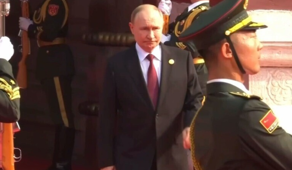 بوتين وصل إلى العرض العسكري لاحتفالات النصر في بكين