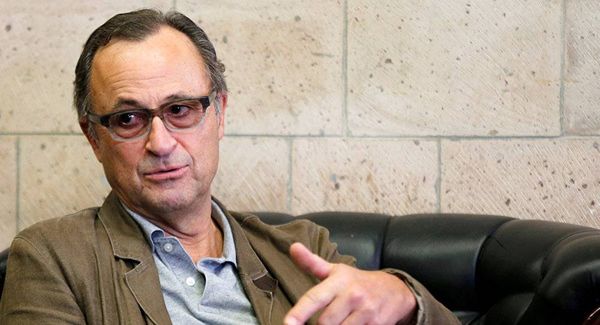 بعد اجتماع في عرض البحر... كاميرت يقدم مقترحا عاجلا حول الحديدة