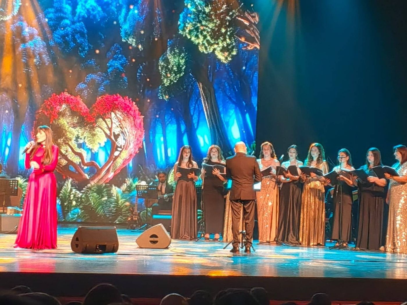 عبير نعمة في سهرة طربية ساحرة في كازينو لبنان