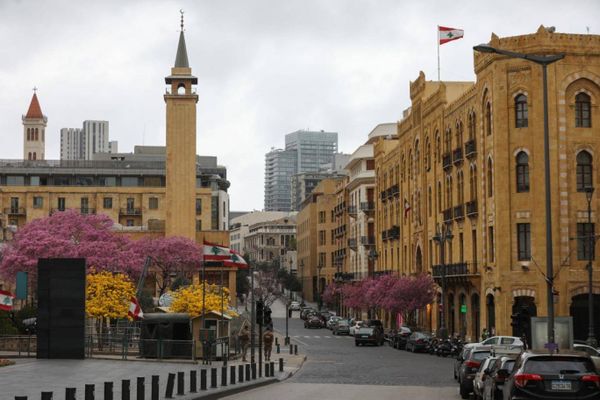 كم سجل دولار السوق الموازية صباح اليوم الأحد؟