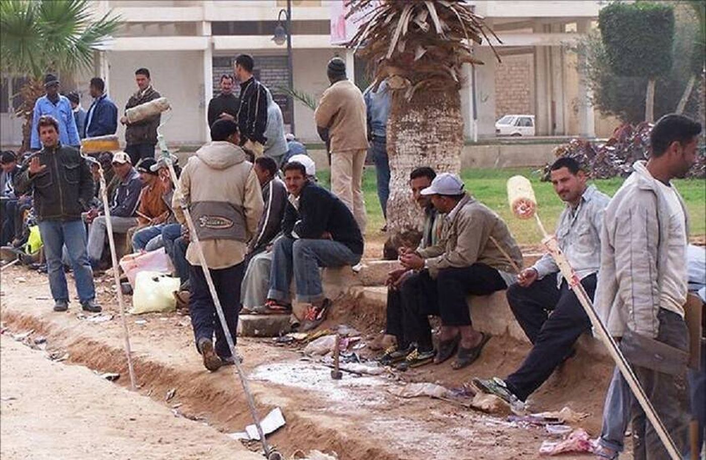 تراجع العمالة المغربية في ليبيا بسبب الغلاء