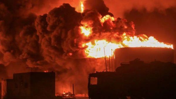 إنفجار جديد يهزّ ميناء الحديدة غربي اليمن