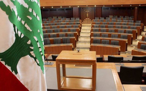 الحسم الرئاسي مؤجل حتى مطلع العام
