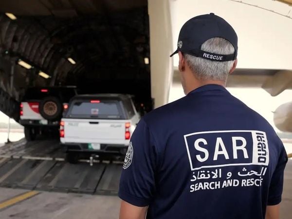 بعثة إغاثية إماراتية تتوجه إلى نيبال لتقديم الدعم الإنساني العاجل للمتضررين من الفيضانات