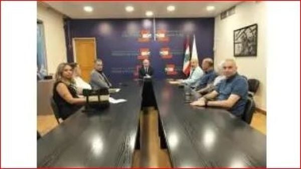حيدر يستمع لمطالب موظفي الإدارة العامة ويؤكد التوازن بين الحقوق وإمكانات الدولة