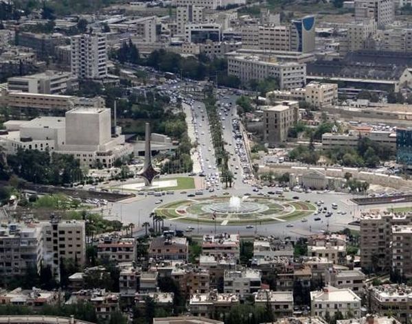 الحكومة السورية تُعيد فتح مكتب فتح بدمشق
