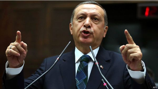اعتقال العشرات من ضباط الشرطة في تركيا بتهمة "التجسس على اردوغان"
