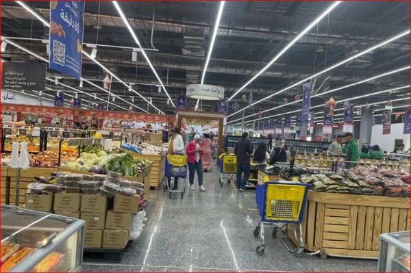 التضخم في مصر يرتفع إلى 13.5% في آذار
