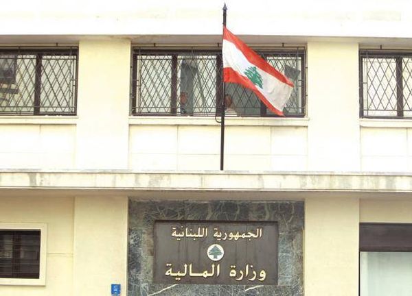 وفود أجنبية في لبنان قبل إصدارات اليوروبوندز