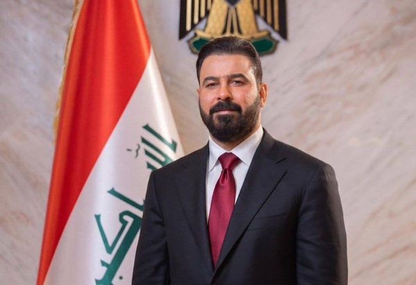 صراع النفوذ في العراق بين واشنطن وطهران... لمن ستميل كفة الزيدي؟