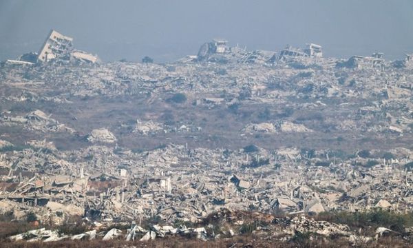 غزة.. انتشال جثامين 233 فلسطينيًا من تحت أنقاض 20 منزلًا