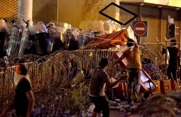 الوطني الحر يتهم أمل بتعطيل مظاهرات بيروت