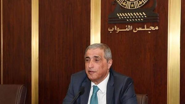 هاشم: قرار خفض الاحتياط الالزامي بذريعة اطالة فترة الدعم سيكون على حساب المودعين