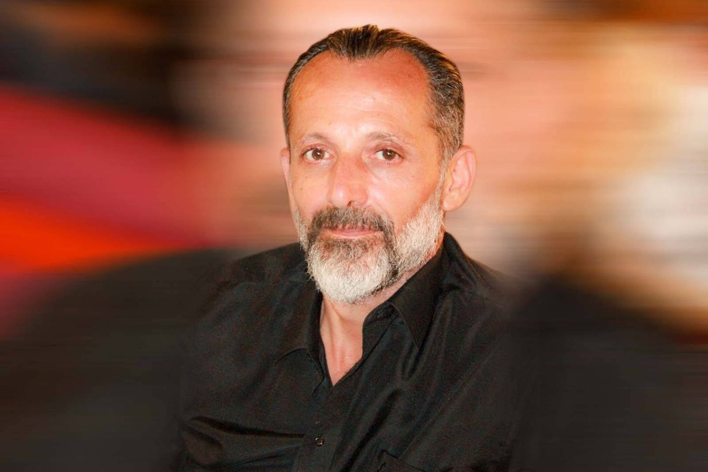 وائل خليل يحصد "وسام فرسان الاعلام العربي"