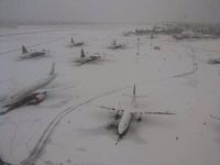 ثلوج تعرقل حركة الطيران في موسكو