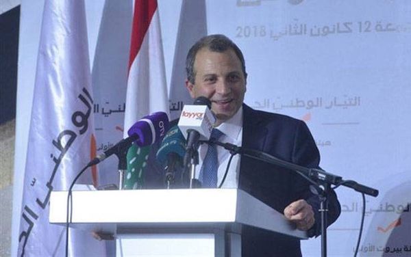 شارك بعشاء هيئة بيروت في «الوطني الحرّ»
باسيل : نحن ارتضينا هذا الدستور لكن لن نقبل حرفاً واحداً أقل منه