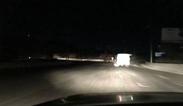 من عاصمة لبنان الى بقاعه... زينة طرقات وموت رخيص..!
