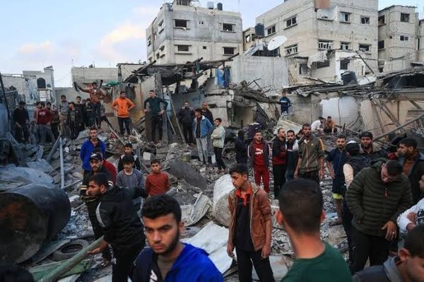 شهيدان وجرحى في غزة.. توغّل إسرائيلي وتجريف شرق دير البلح