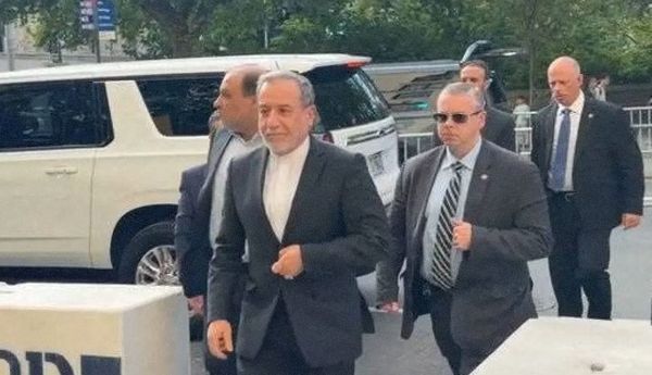وكالة "مهر": عراقجي يلتقي مع وزير الخارجية الأوكراني في نيويورك