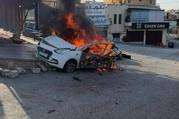 استهداف سيارة في كفرمان وشهداء في برج رحال