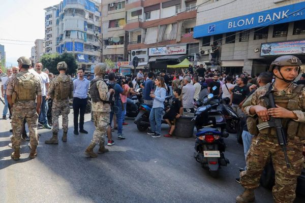 خيار تعديل الحكومة يبقى الأكثر حظاً بعد مشهدية اقتحام المصارف