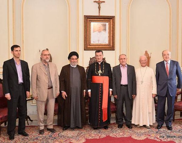 ابراهيم أمين السيّد من بكركي : عون الاكفأ لرئاسة البلاد
فرنسا تُريد تخفيض أعداد النازحين بتوجيه الضربات الى داعش