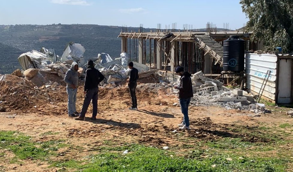فلسطين: الاحتلال يهدم مساكن في رام الله