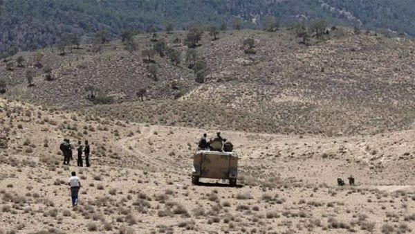 مقتل عسكريين اثنين في انفجار لغم غرب تونس