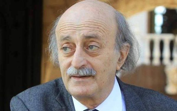 جنبلاط أبرق الى الملك سلمان والأمير مقرن مُعزياً