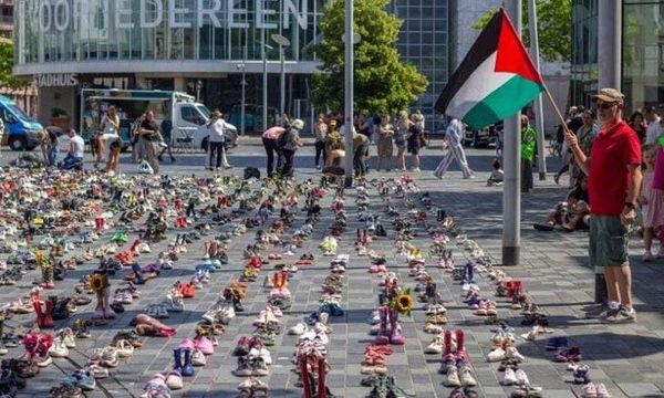 وقفة في هولندا لإحياء ذكرى أطفال غزة ضحايا الإبادة الإسرائيلية