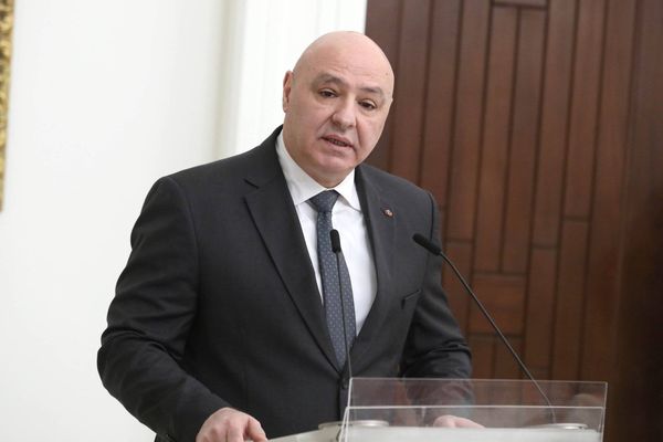 الرئيس عون يبحث الملفات مع معوض ويطّلع على خطط وزارة الطاقة