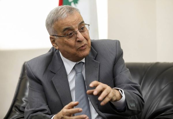 بوحبيب: قضيّة الوزير قرداحي ليست المشكلة الوحيدة