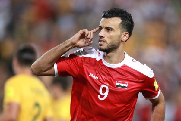 بمفاجأة مدوية... قائد المنتخب السوري خارج قائمة كاس اسيا