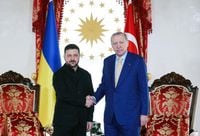 بعد لقائه زيلينسكي.. أردوغان يحذر من الهجمات على الملاحة في البحر الأسود