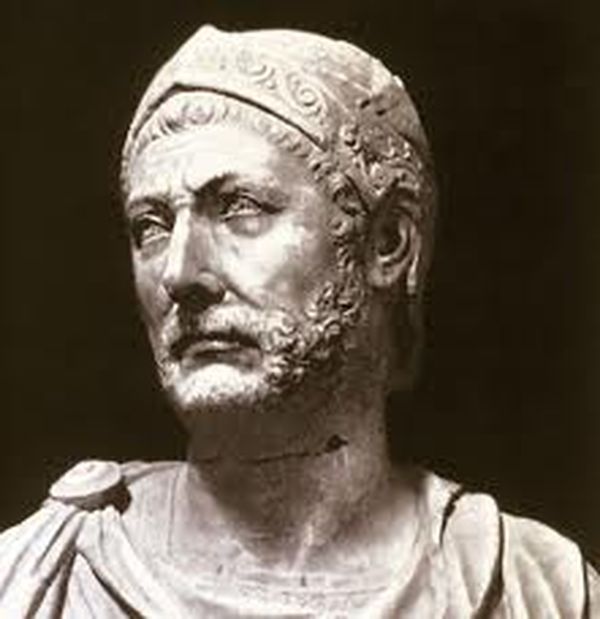 هانيبال<br />
