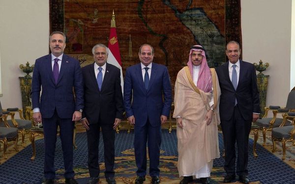 بيان سعودي مصري باكستاني تركي: نعرب عن قلقنا إزاء استمرار التوترات والأعمال العدائية في المنطقة