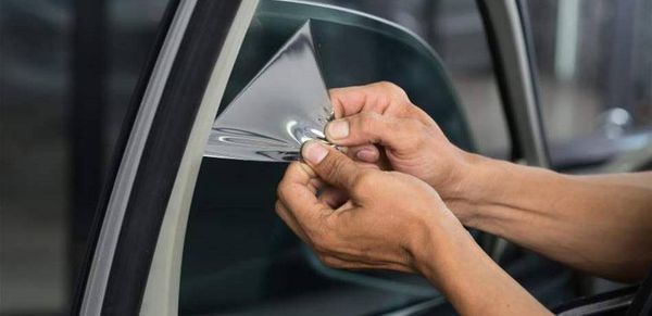 دولة بزجاج "مفيّم"... لماذا تختبىء من ناسها؟