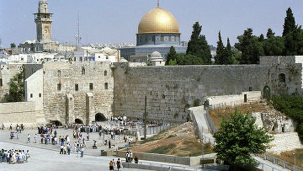 ثلث الاردن يرفض السلام مع اسرائيل والاقصى ينتظر تحديد مصير السيادة عليه