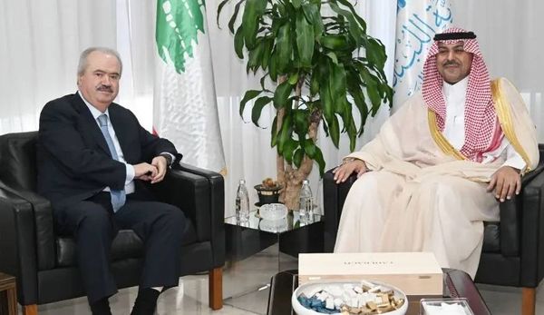 وزير المال يبحث مع السفير السعودي تعزيز التعاون ودعم الاقتصاد اللبناني