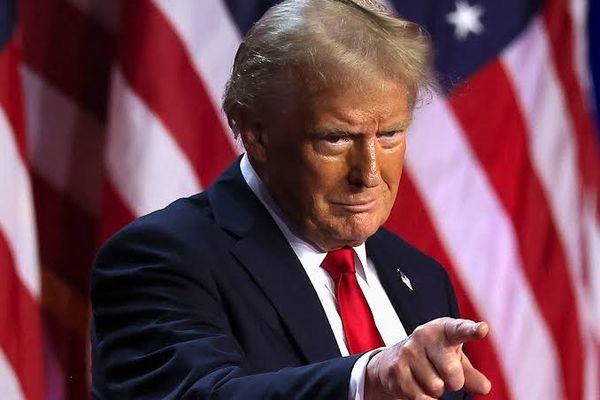 ترامب: سننتصر في الحرب مع إيران "قريباً جداً"