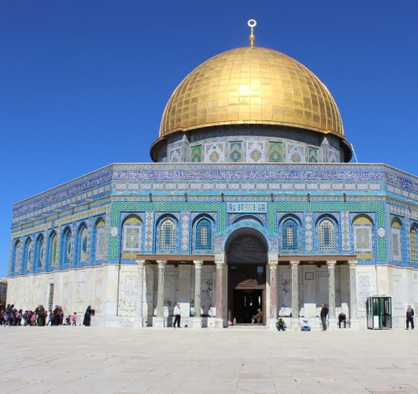 في أول أيام عيد رأس السنة اليهودية... بدء اقتحامات المسجد الأقصى بحماية من شرطة الاحتلال
