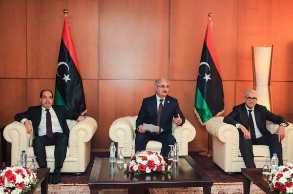 حفتر يلتقي بمنافسيه في الانتخابات الرئاسية