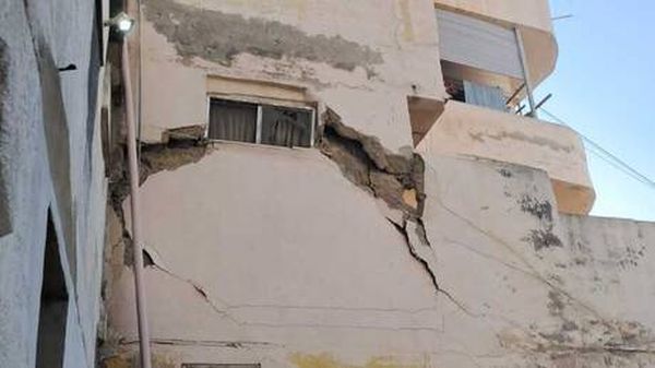 بين طمس التراث والخصائص المعماريّة في طرابلس
والأبنية المتصدّعة فيها... طرابلس الى أين ؟؟؟