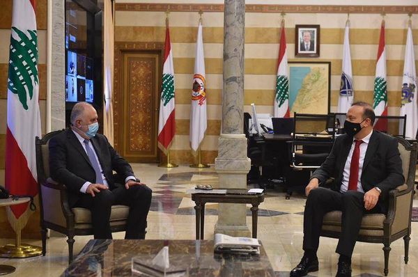 فهمي بحث مع فتفت وكبارة بالتواصل مع السلطات السعودية مع قرار منع التصدير