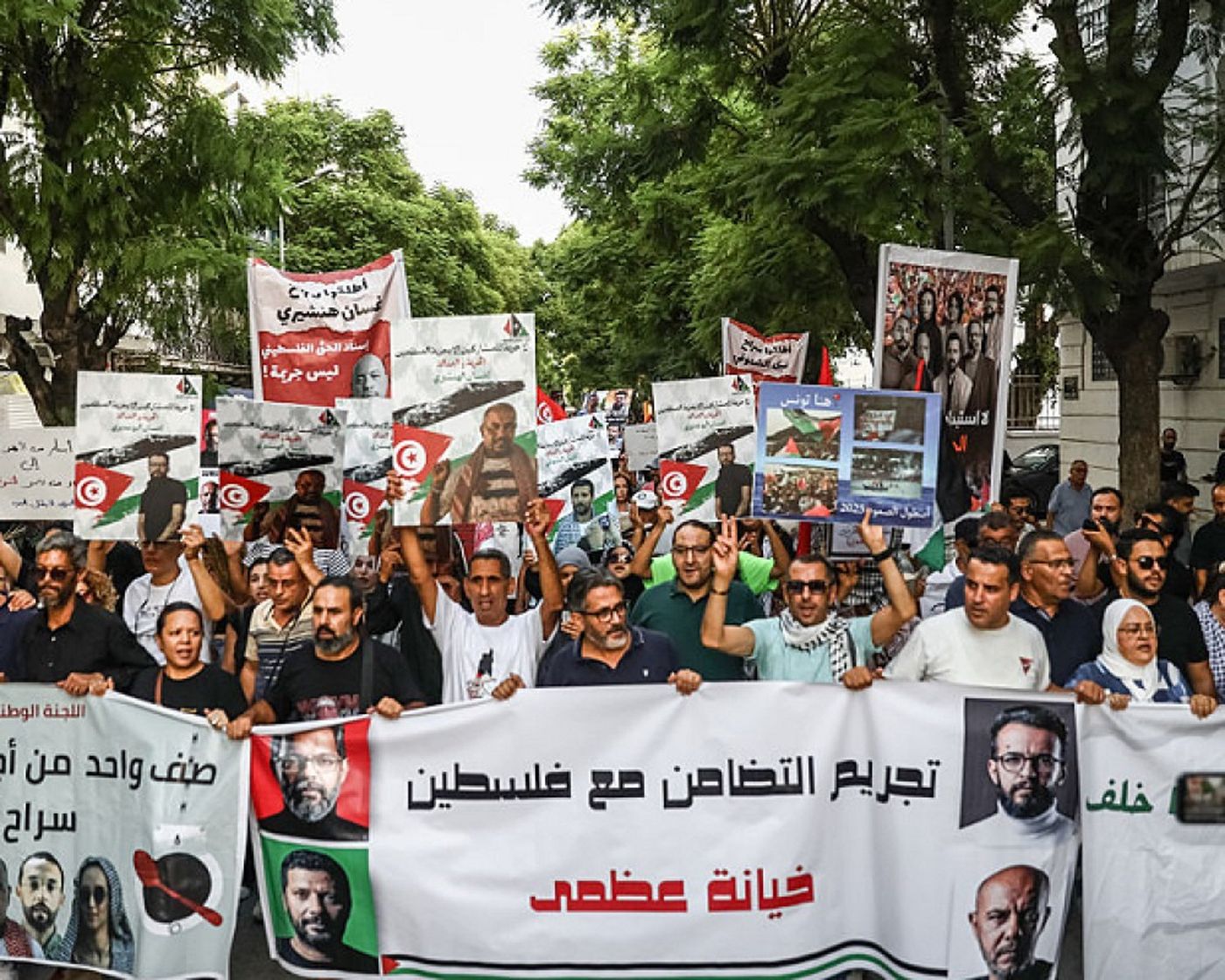 "هيئة الصمود" تعلن توقيف أكثر من 15 شخصاً في تونس عقب مسيرة تضامنية مع معتقلي الأسطول